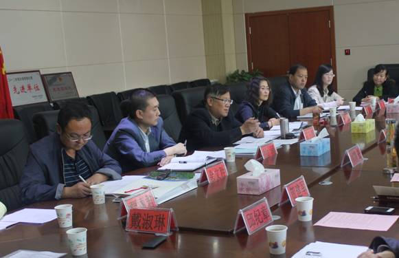 協(xié)調(diào)對接，有序推進(jìn)保稅物流中心項(xiàng)目建設(shè)